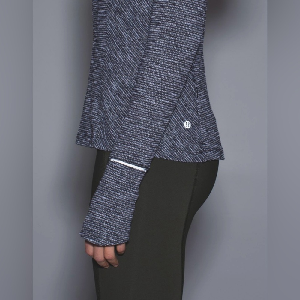 Lululemon Like New Women’s Kano Catch Me Long Sleeve Shirt - Picture 6 of 16